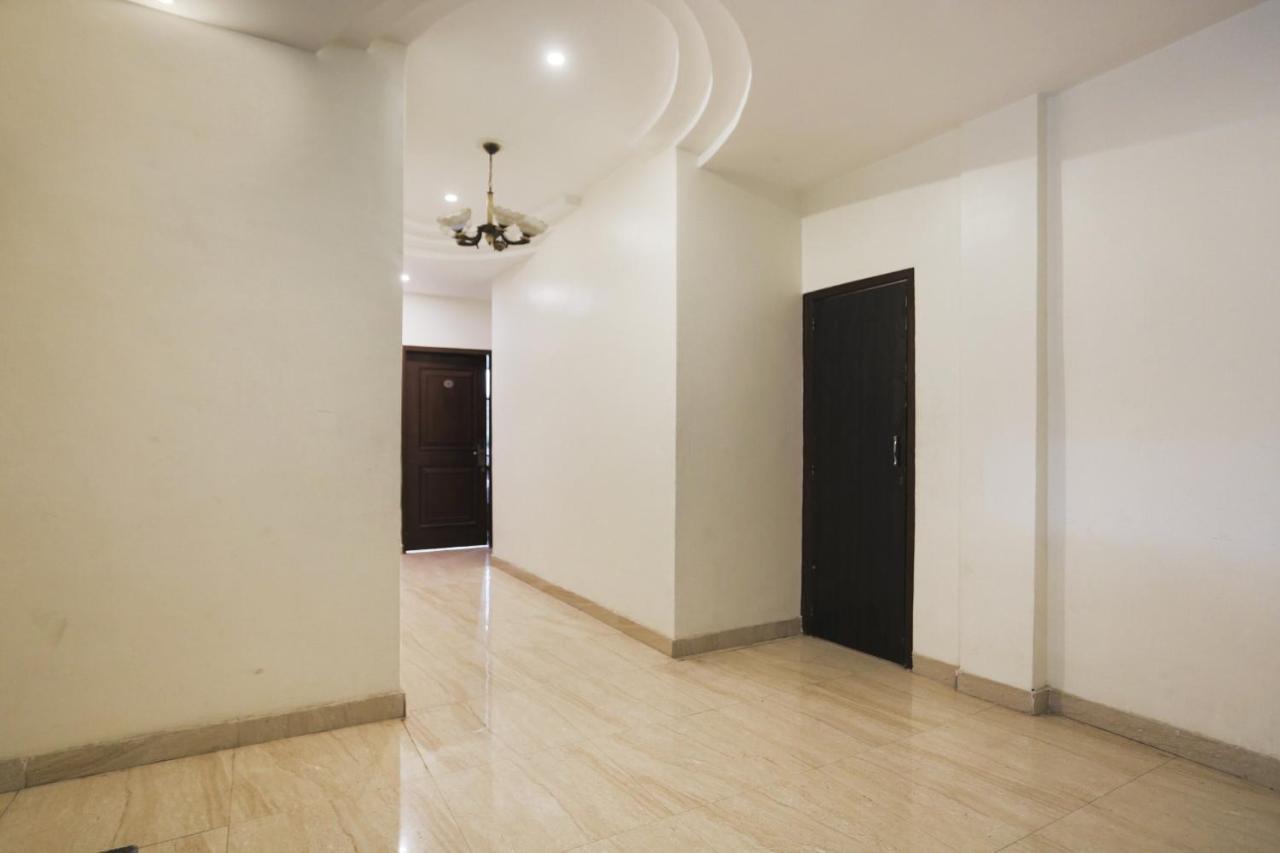 Capital O The Nest Expo Near Pvr Ansal Plaza Greater Noida Hotel Bagian luar foto